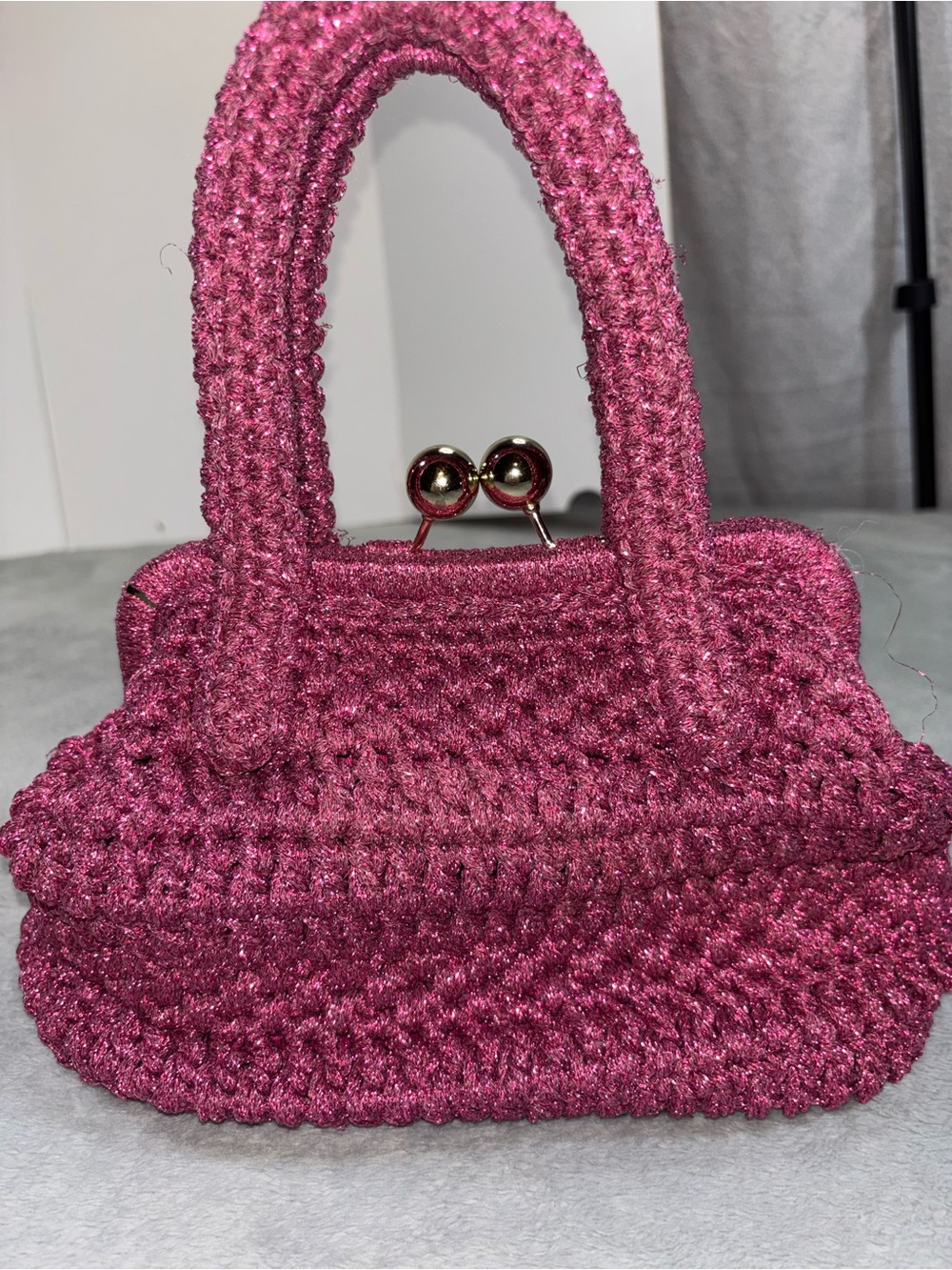 Caterina Bertini Pink Textured Knit Kiss-Lock Top Handle Bag Italy